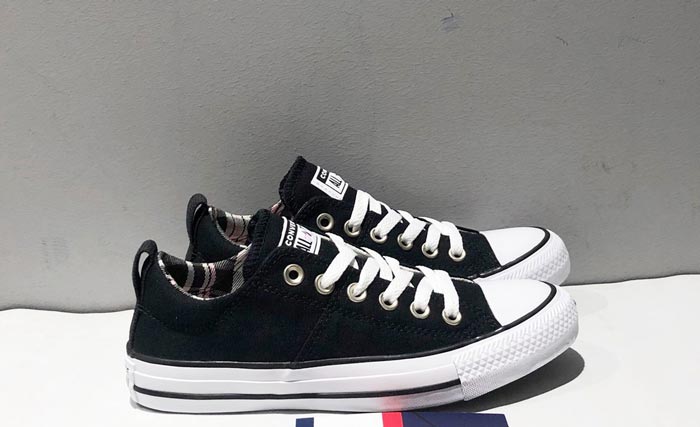 Converse cổ thấp đen - Đồng hành cùng những cuộc trải nghiệm cho riêng bạn