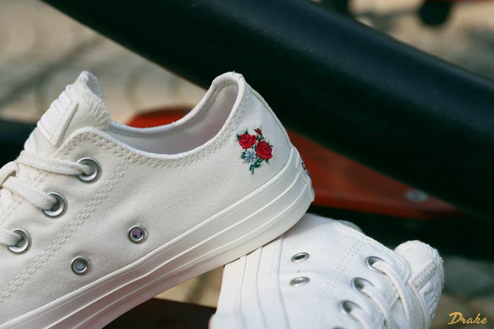 Converse Chuck Taylor All Star Embroidered Floral  - Vẻ đẹp cổ điển của hoa thêu 