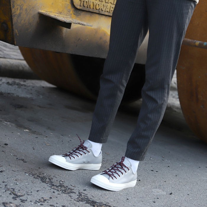 Ngại gì mưa với Converse Limo Leather ... !