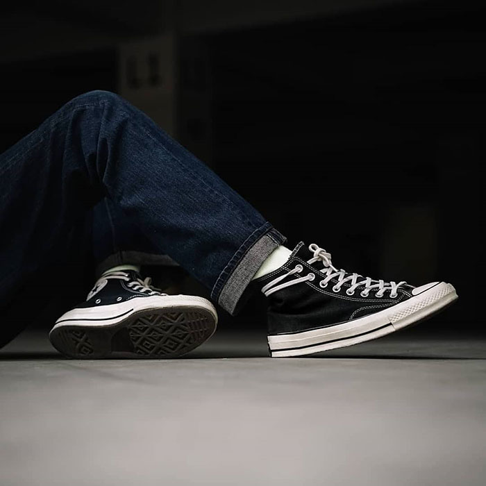 converse 1970s low on feet