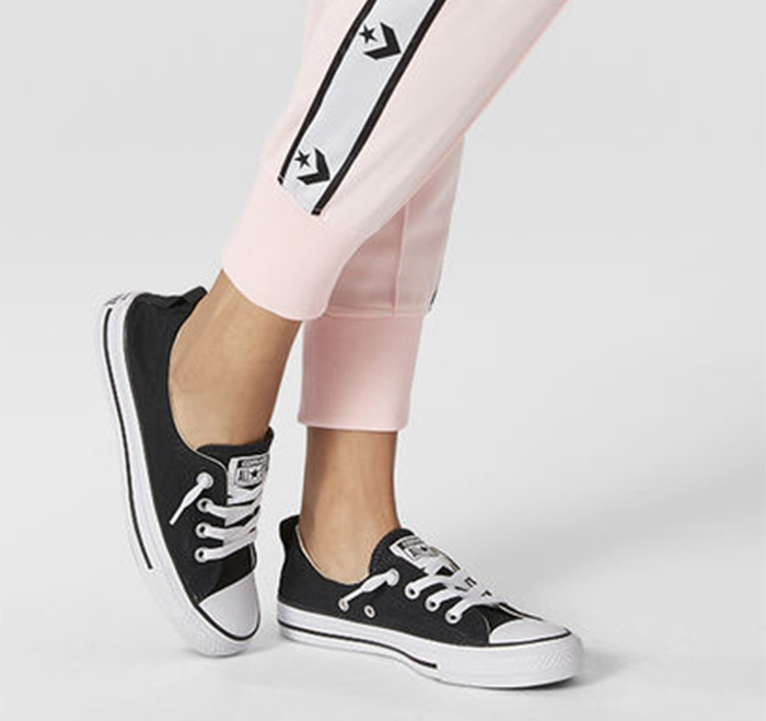 Converse Shoreline Knit Slip – Trải nghiệm mới với thiết kế giày lười