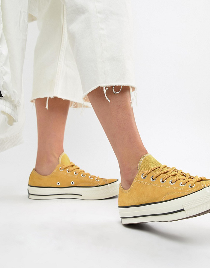 Chiêm ngưỡng 5 đôi giày Converse làm từ chất liệu da lộn tuyệt hảo nhất