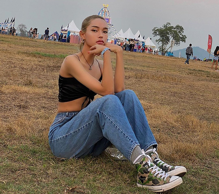 Đón chào tháng 3 bằng những outfit cực chất cùng Converse