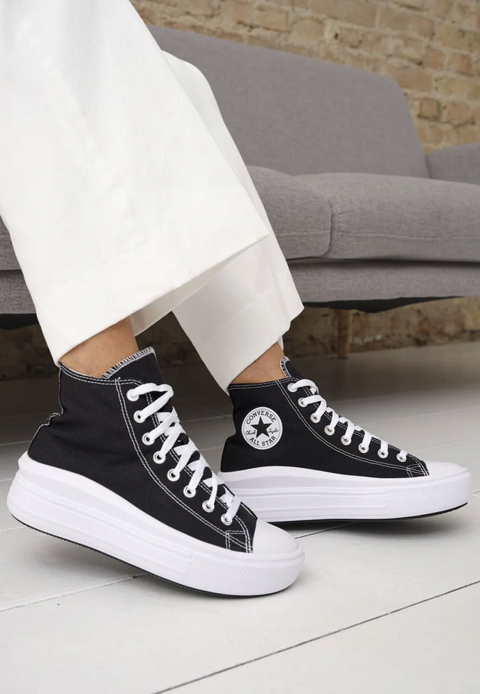 Giày Converse Chuck Taylor All Star Move khác biệt so với Converse Classic?