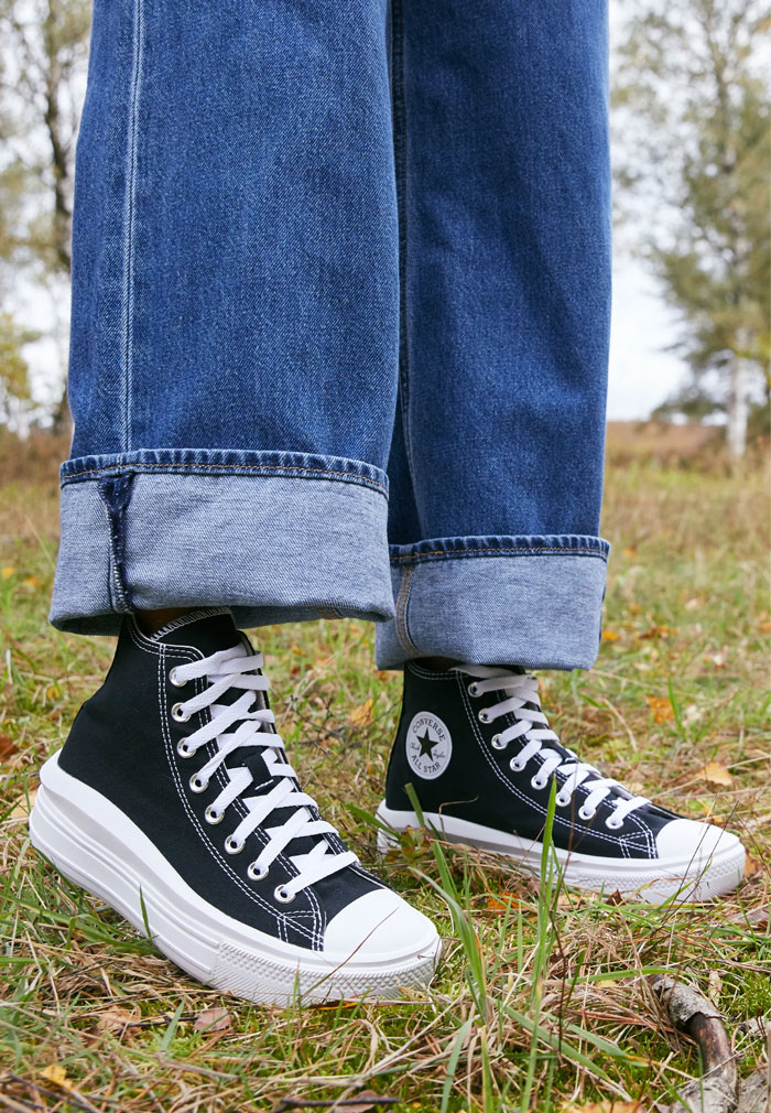 Giày Converse Chuck Taylor All Star Move khác biệt so với Converse Classic?