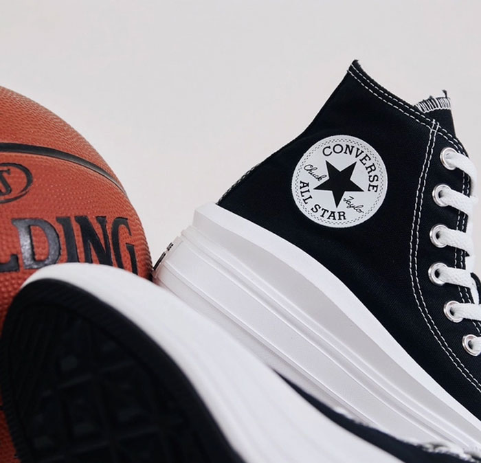 Giày Converse Chuck Taylor All Star Move khác biệt so với Converse Classic?