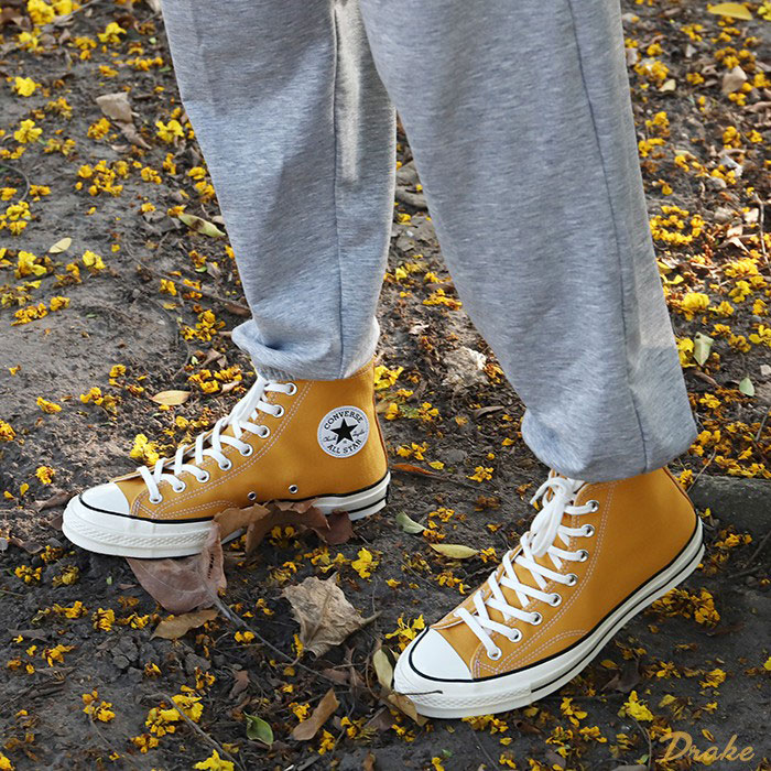 Các mẫu giày Converse Chuck 70s khuấy đảo làng mốt được giới trẻ bình chọn