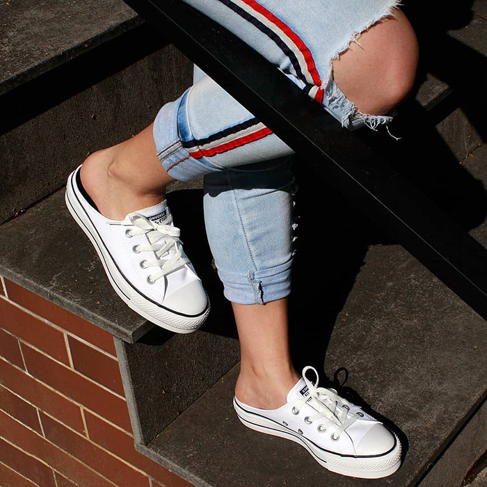 Giày Converse gót thấp - mẫu giày đình đám đề cao tính linh hoạt