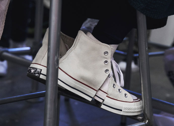 Khám phá giày Converse làm bằng chất liệu gì - Lựa chọn nào là phù hợp