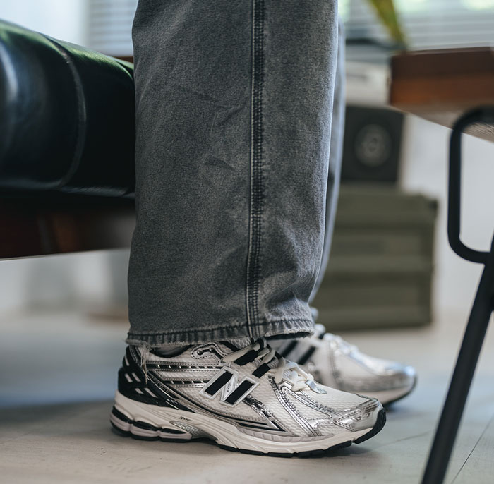 Giày New Balance 1906r – Tái hiện di sản running với diện mạo thời thượng 
