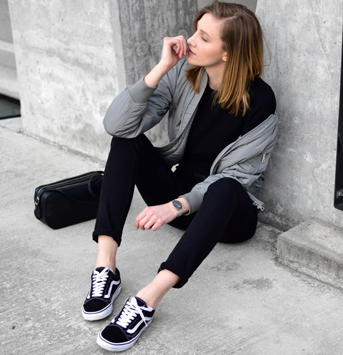 Tại sao giày Vans Old Skool đen xứng đáng được các tín đồ “mở hầu bao”