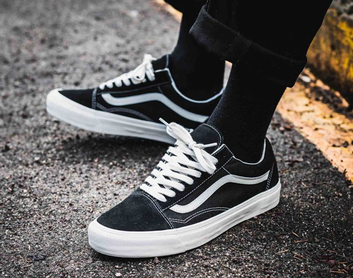 Tại sao giày Vans Old Skool đen xứng đáng được các tín đồ “mở hầu bao”