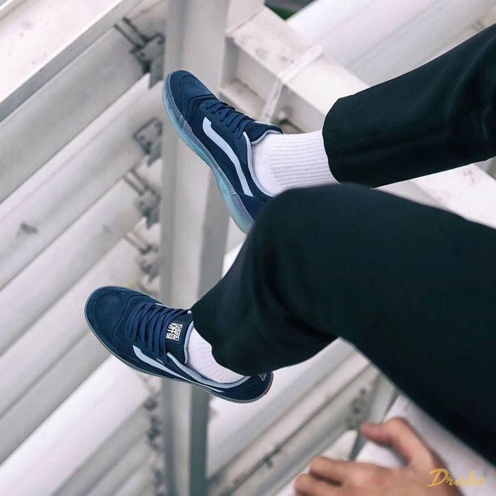 Các mẫu giày Vans Old Skool blue nổi bật những ngày cuối tháng 8/2023