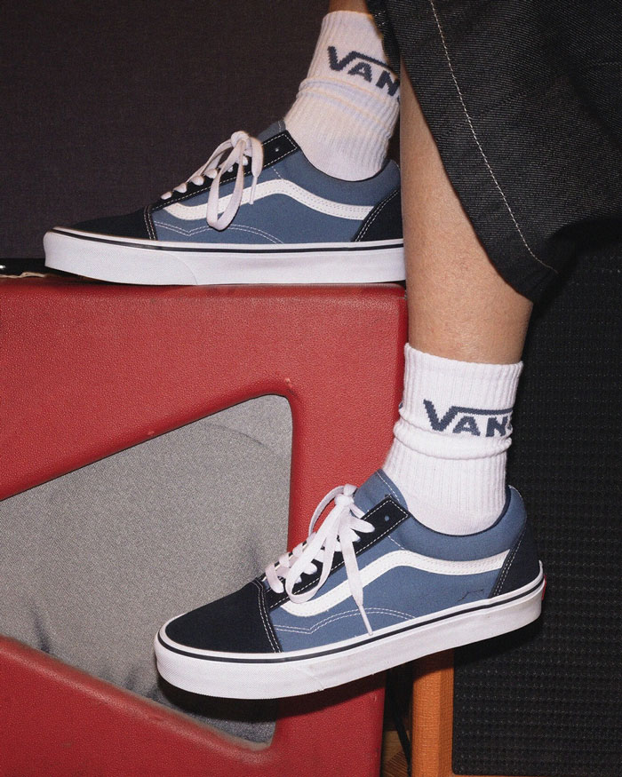 Giày Vans Old Skool Navy - Sắc xanh huyền thoại không bao giờ lỗi mốt
