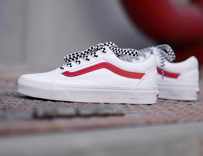 Thêm một đôi giày vans old skool trắng khiến mọi tín đồ đều “fall in love”