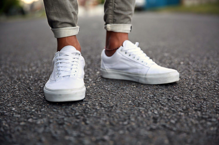 Thêm một đôi giày vans old skool trắng khiến mọi tín đồ đều “fall in love”