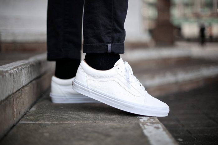 Thêm một đôi giày vans old skool trắng khiến mọi tín đồ đều “fall in love”