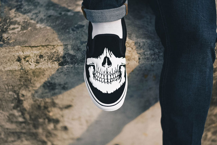 Trải nghiệm nhiều điều thú vị hơn cùng giày Vans Slip-On Jawbones