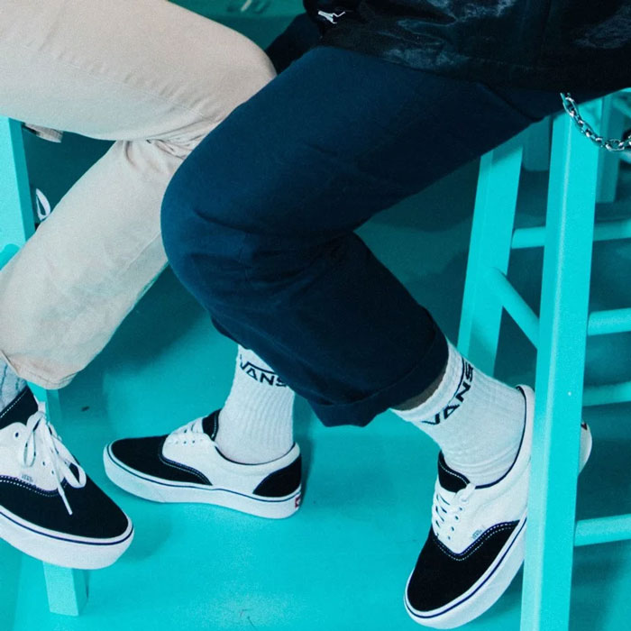 Giày Vans có êm không? Những điều bạn cần biết khi diện giày 
