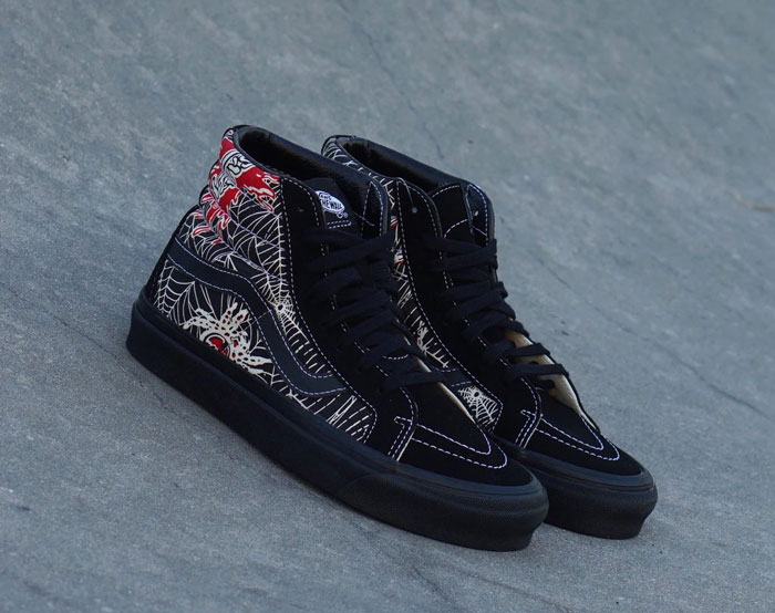 Thêm chút cá tính và mạnh mẽ cùng các mẫu giày Vans full black 