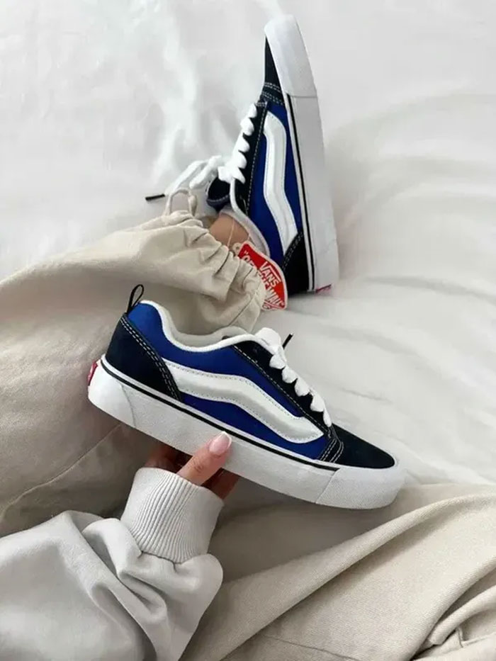 Giày Vans lưỡi gà to có phù hợp với bạn? Cùng tìm hiểu ngay