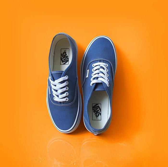 Những mẫu giày Vans nam xanh navy được ưa chuộng nhất hiện nay