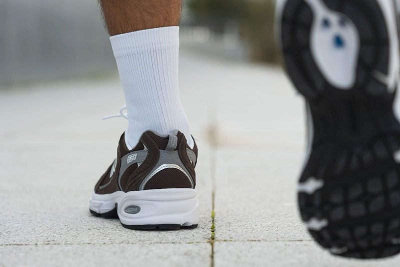 Giày New Balance 530 làm nên chất riêng trong thế giới Sneaker