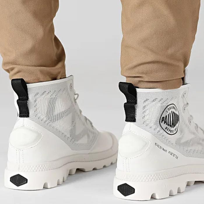 Giày Palladium Pampa Lite Travel VT - Khám phá chất outdoor qua gam trắng tinh khôi 
