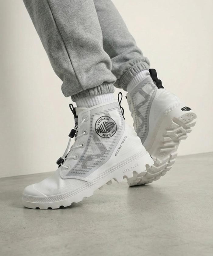 Giày Palladium Pampa Lite Travel VT - Khám phá chất outdoor qua gam trắng tinh khôi 