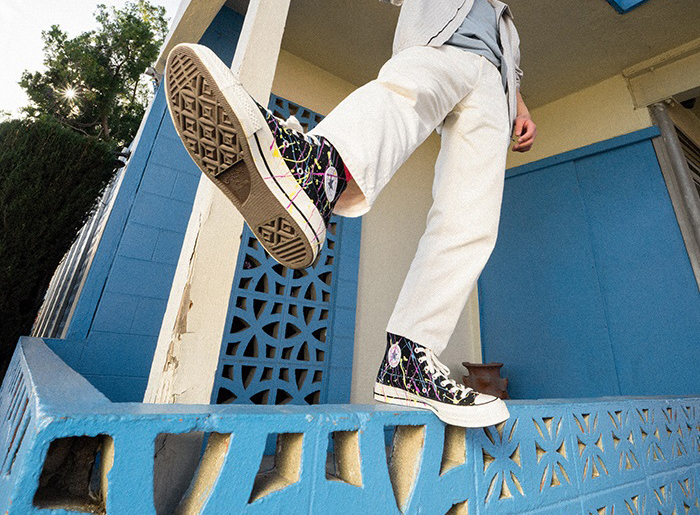 Mục sở thị các mẫu giày sneaker Converse cổ cao đen đầy tính uy quyền 