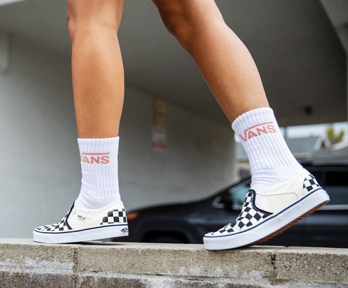 Giày sneaker Vans hơn cả sự gói gọn trong cảm hứng thể thao