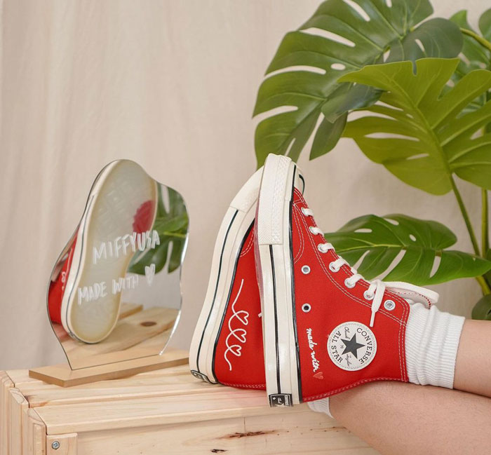 Đâu là giày sneaker nữ Converse cổ cao chiếm ngôi vương trong tủ đồ của bạn