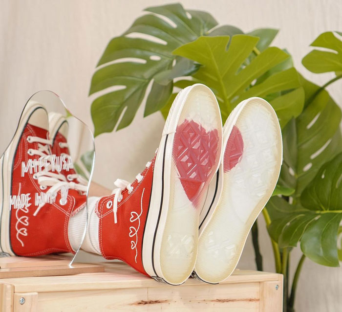 Đâu là giày sneaker nữ Converse cổ cao chiếm ngôi vương trong tủ đồ của bạn
