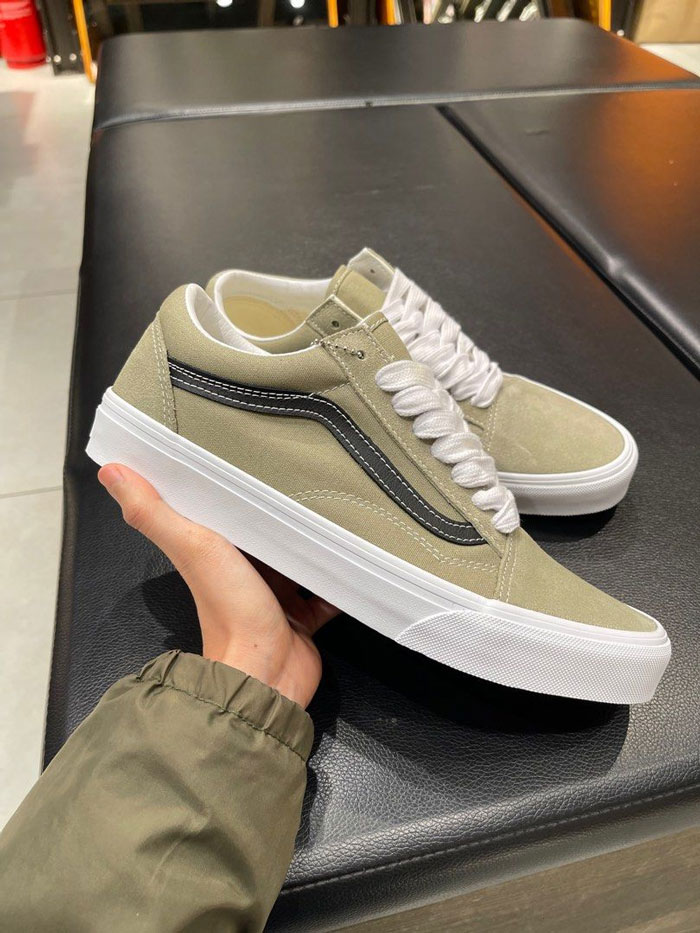 Sành điệu hơn mỗi ngày với giày Vans Old Skool xanh lá