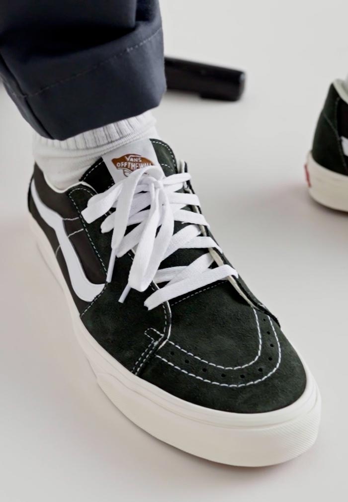 Tinh giản thiết kế như Vans Sk8-Low nhưng vẫn đậm chất Vans