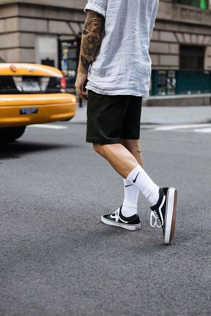 Giày Vans với quần short – Combo cho những outfit năng động 