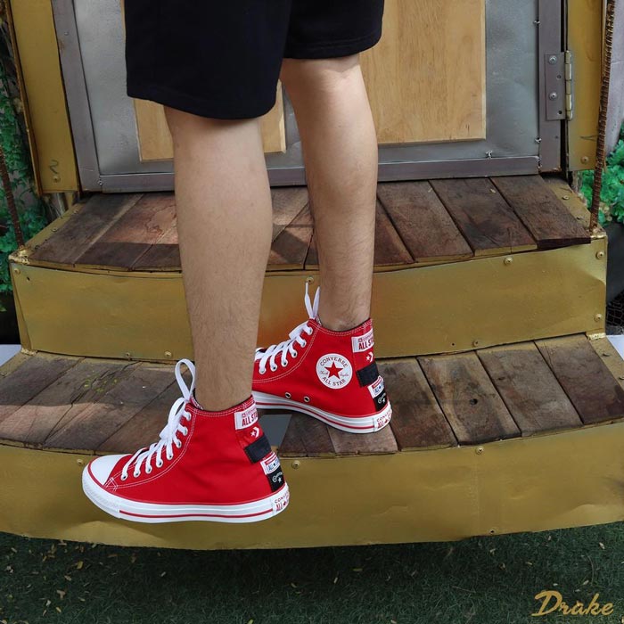 Giày Converse đỏ - Nổi bật hơn với phong cách tối giản