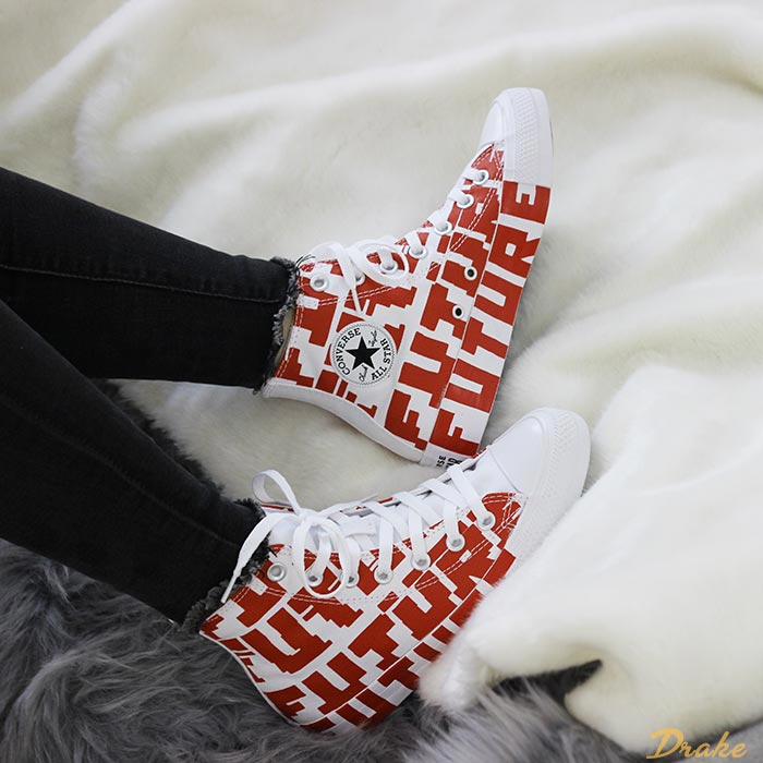 Giày Converse đỏ - Nổi bật hơn với phong cách tối giản
