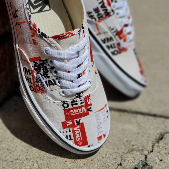 Vén màn bí mật những đôi giày Vans Authentic màu trắng được săn đón