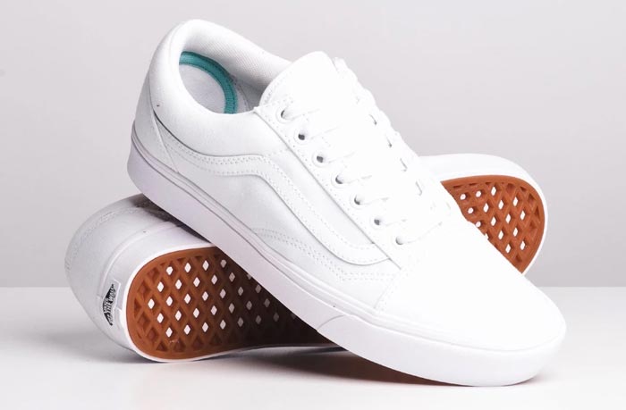 Khám phá những đôi giày Vans Old Skool all white được giới trẻ "săn đón"
