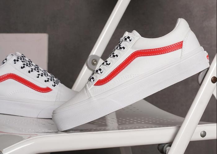 Khám phá những đôi giày Vans Old Skool all white được giới trẻ "săn đón"