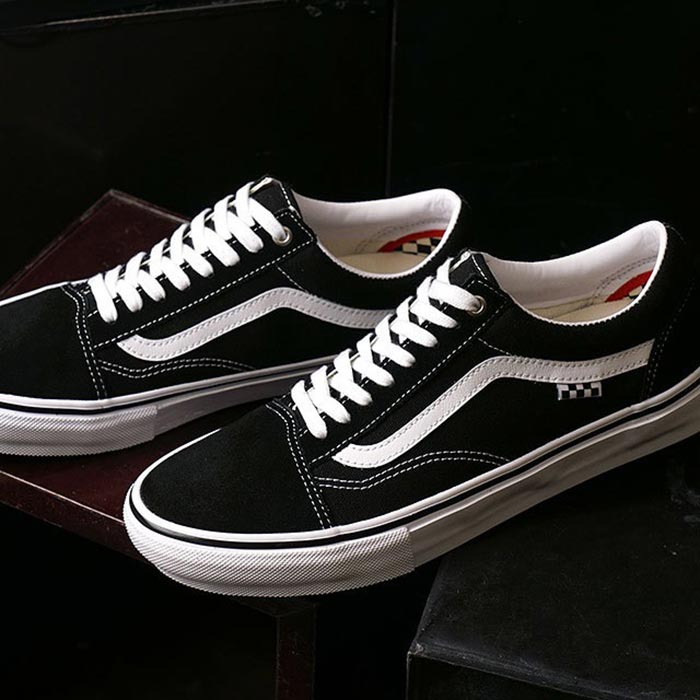 Sở hữu một đôi giày Vans Old Skool black white trong tủ đồ, tại sao không?
