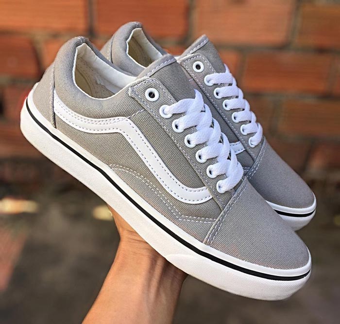 Sức hút mãnh liệt từ những đôi giày Vans Old Skool màu xám