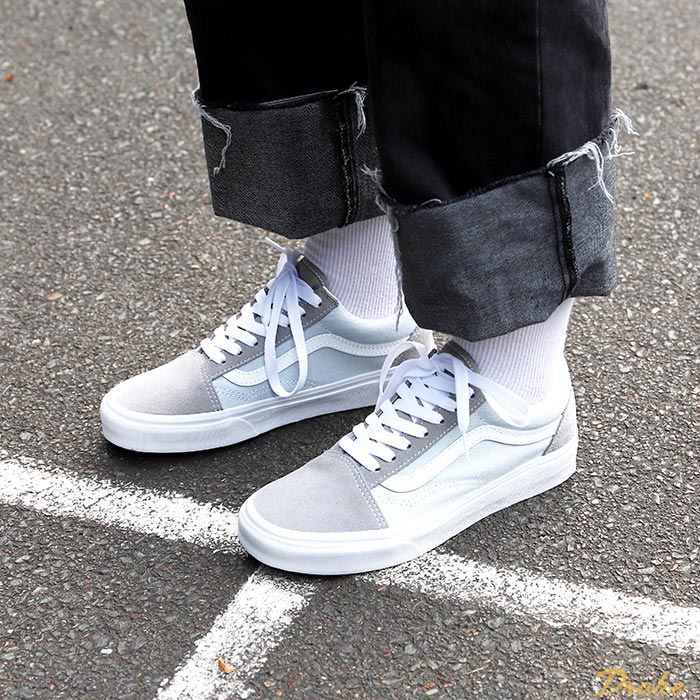 Sức hút mãnh liệt từ những đôi giày Vans Old Skool màu xám