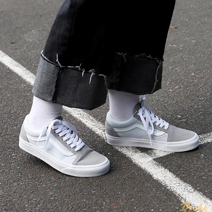 Sức hút mãnh liệt từ những đôi giày Vans Old Skool màu xám