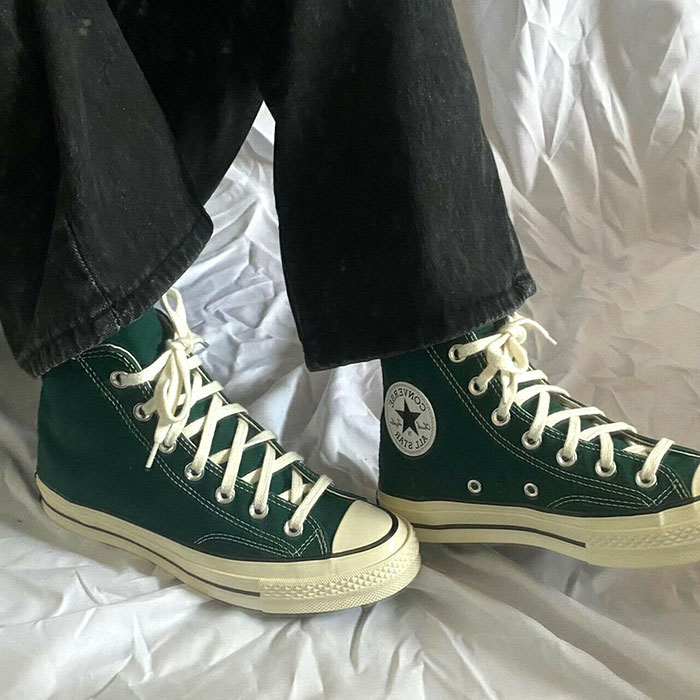 Lên đồ chuẩn thời trang menswear với các mẫu giày cổ cao Converse nam