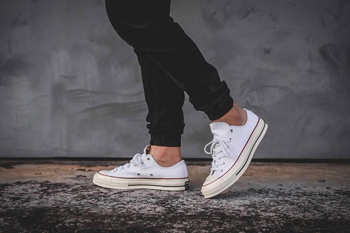  Giày Converse 1970s giá bao nhiêu và có những ưu điểm gì?