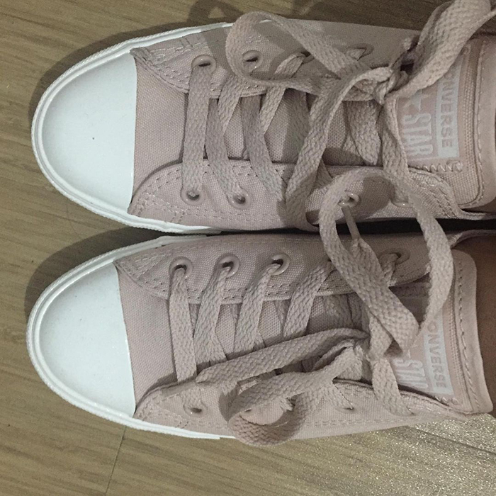Sức hút của loạt giày Converse nữ đẹp khiến các nàng không thể chối từ