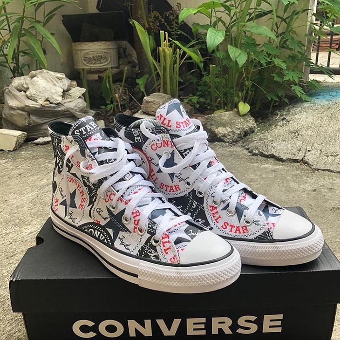 Những mẫu giày Converse nữ hoa văn đẹp không lối thoát
