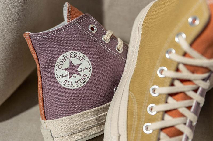 Đến với bản phối đa sắc của những đôi giày Converse nhiều màu
